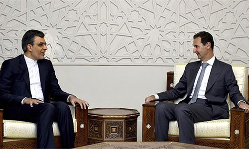 Bashar al Assad en una reunión con Husein Yaberi Ansari Al Assad califica de “agresión flagrante” el bombardeo contra el ejército sirio